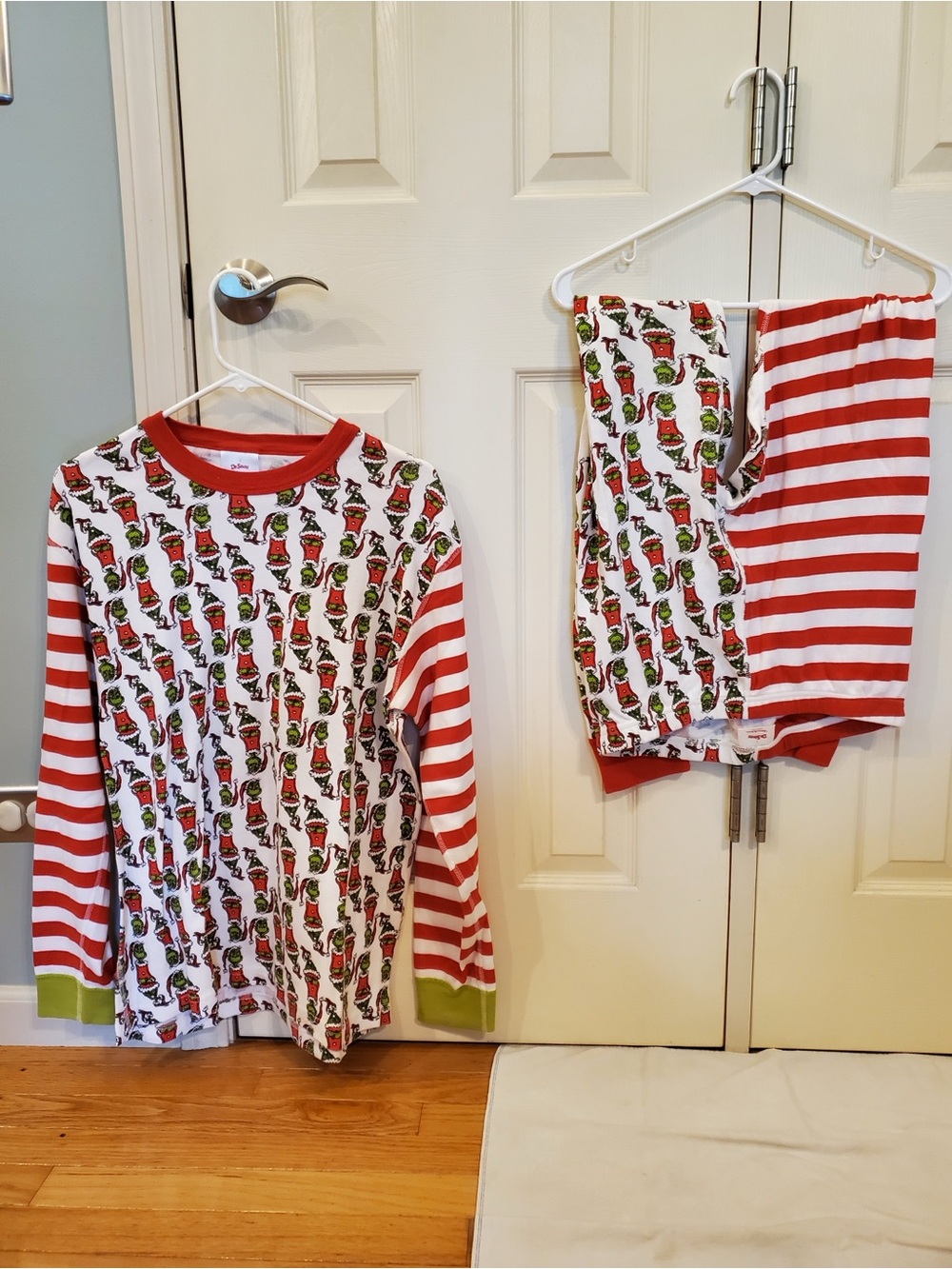 Unisex Red Striped Holiday Pajama Set - Brand: Hanna andersson